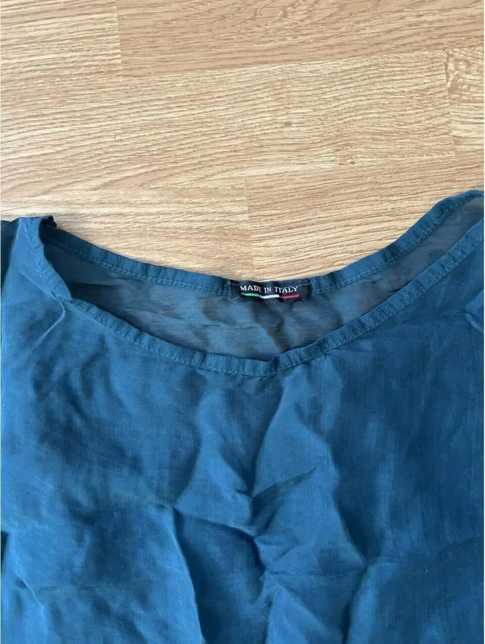 Italian 100% Silk Ruffle Drape Blouse One Size - Picture 3 of 3